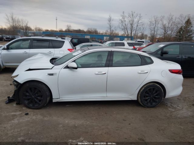 5XXGT4L31JG241732 KIA Optima S