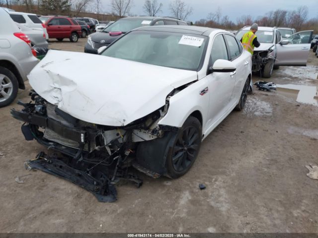 5XXGT4L31JG241732 KIA Optima S