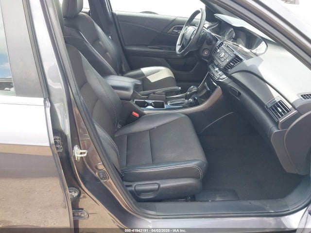 1HGCR2F58GA142894 Honda Accord Sport