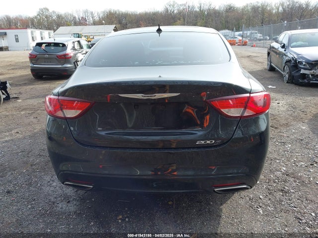 Chrysler 200 S 2015 1C3CCCBG3FN735930 Image 16