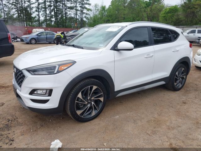 KM8J33AL8KU045863 Hyundai Tucson Sport