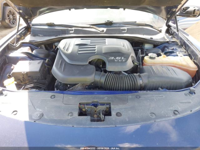 2C3CDXHG3FH734121 Dodge Charger Sxt