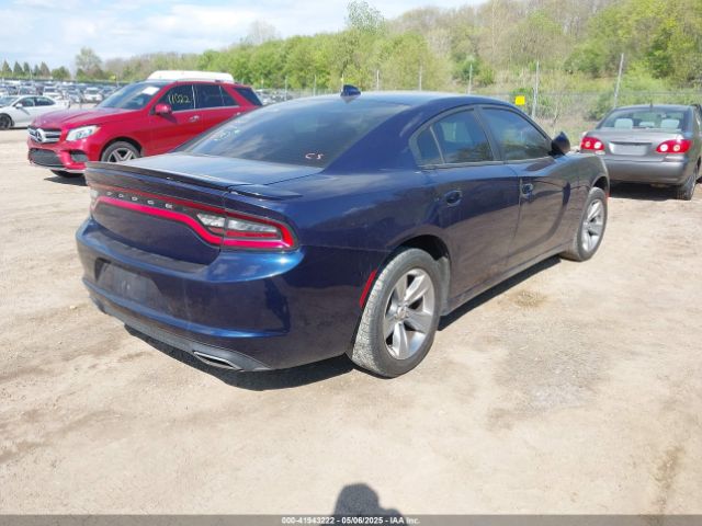 2C3CDXHG3FH734121 Dodge Charger Sxt