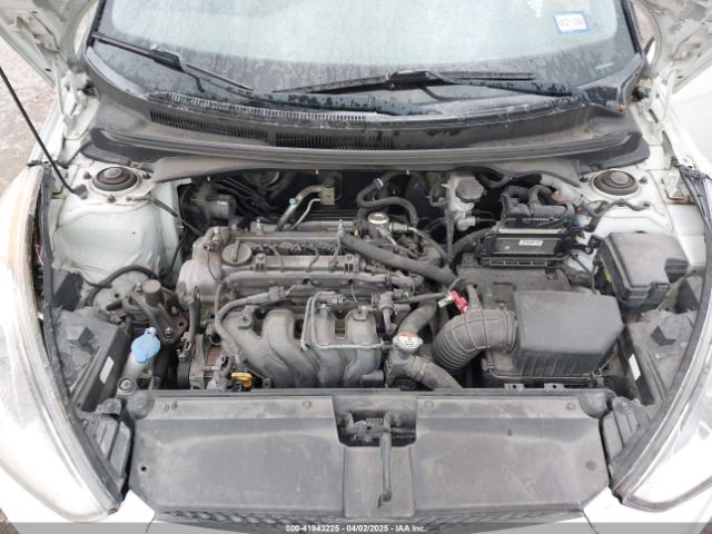 KMHTC6AD0EU194145 Hyundai Veloster Base W/black