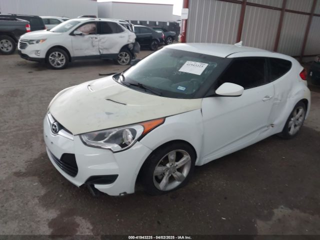 KMHTC6AD0EU194145 Hyundai Veloster Base W/black