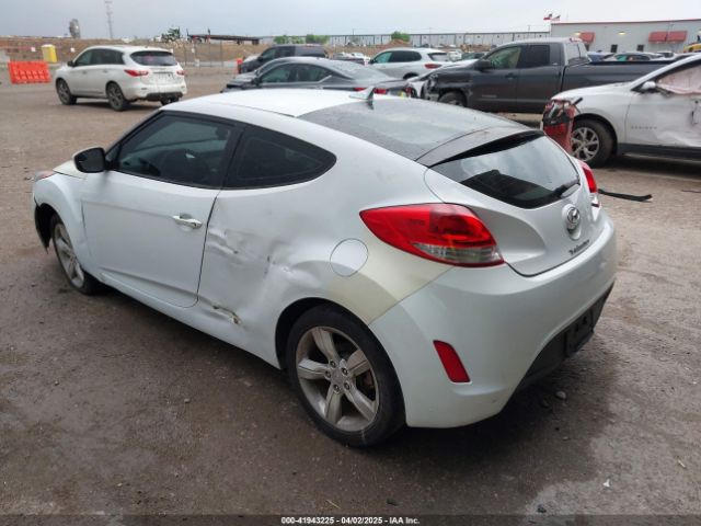KMHTC6AD0EU194145 Hyundai Veloster Base W/black
