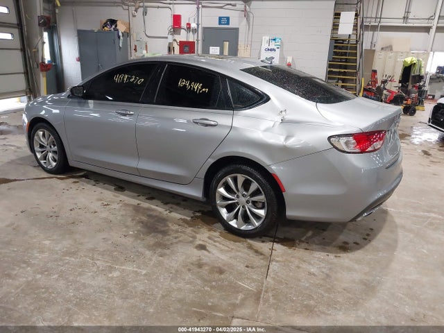 Chrysler 200 S 2015 1C3CCCDG3FN644217 Image 3