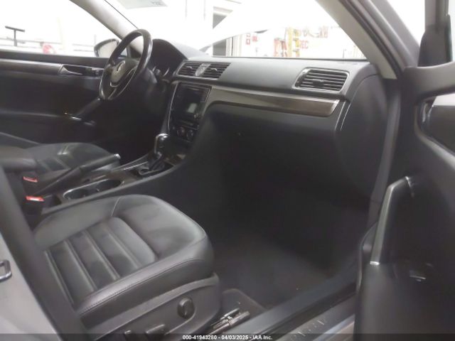 1VWCT7A35HC060367 Volkswagen Passat 1.8t Sel Premium