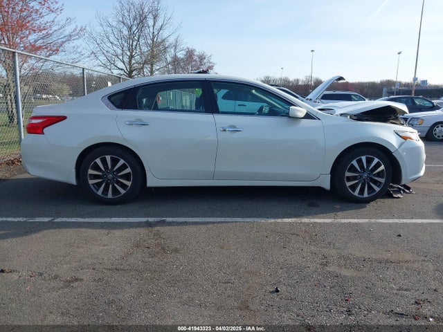 1N4AL3AP1HC225309 Nissan Altima 2.5 Sv