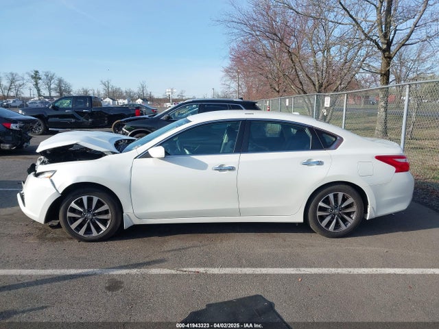 1N4AL3AP1HC225309 Nissan Altima 2.5 Sv