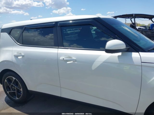 KNDJ33AU1P7846511 KIA SOUL EX