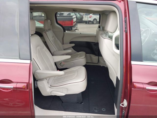 2C4RC1GG0KR525561 Chrysler Pacifica Limited