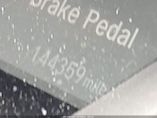 5J6RW2H83ML002674 Honda l15be