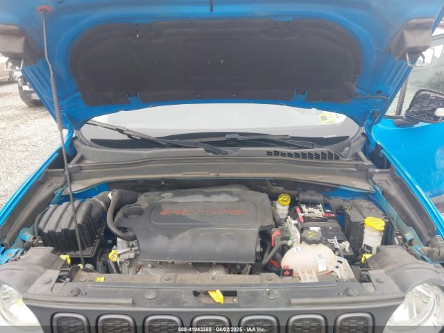 ZACCJBCT4FPB41376 Jeep Renegade Trailhawk