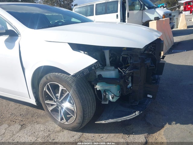 3KPF24AD6PE636307 KIA Forte Lxs