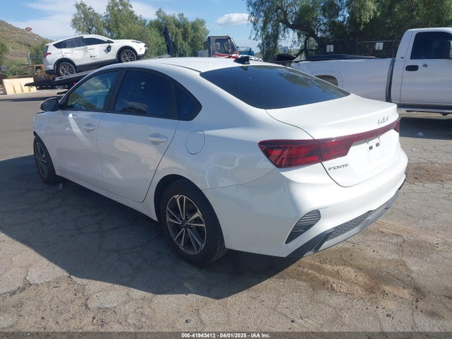 3KPF24AD6PE636307 KIA Forte Lxs