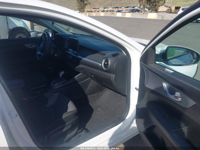 3KPF24AD6PE636307 KIA Forte Lxs