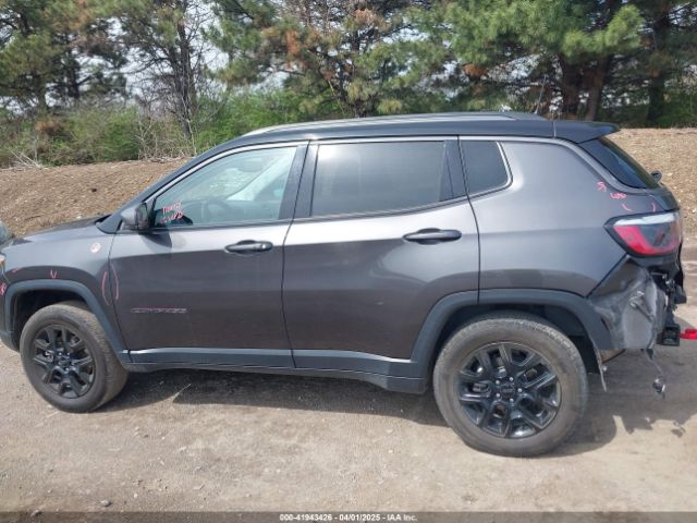 3C4NJDDB3MT529263 Jeep Compass Trailhawk 4x4