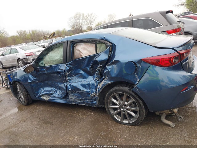 Mazda Mazda3 Touring 2018 3MZBN1V35JM217641 Image 14