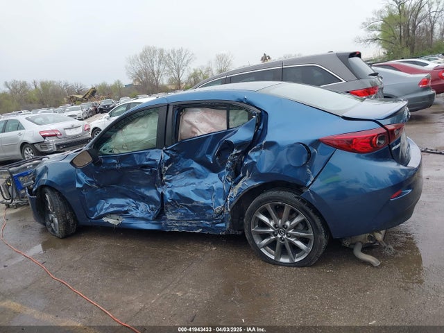 Mazda Mazda3 Touring 2018 3MZBN1V35JM217641 Image 6