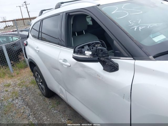 5TDHARAH7NS514120 Toyota Highlander Hybrid Xle