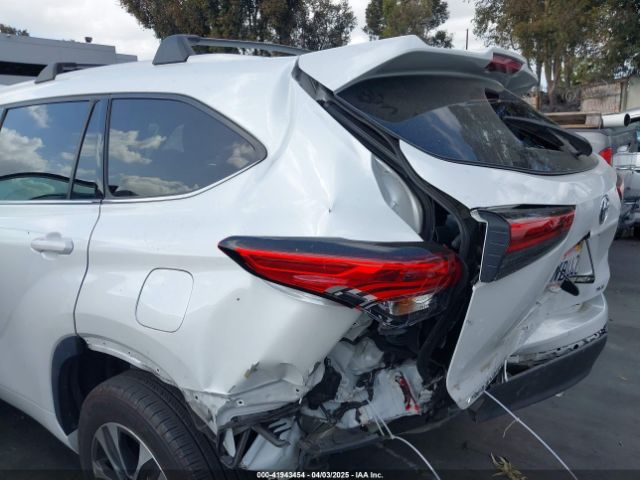 5TDHARAH7NS514120 Toyota Highlander Hybrid Xle