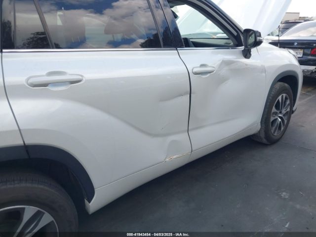 5TDHARAH7NS514120 Toyota Highlander Hybrid Xle