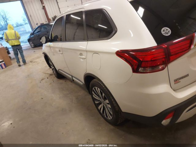 2019 MITSUBISHI OUTLANDER JA4AD2A34KZ031550 Photo 2