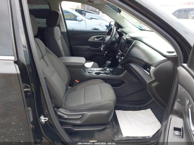 1GNEVGKW9JJ281915 Chevrolet Traverse 1lt