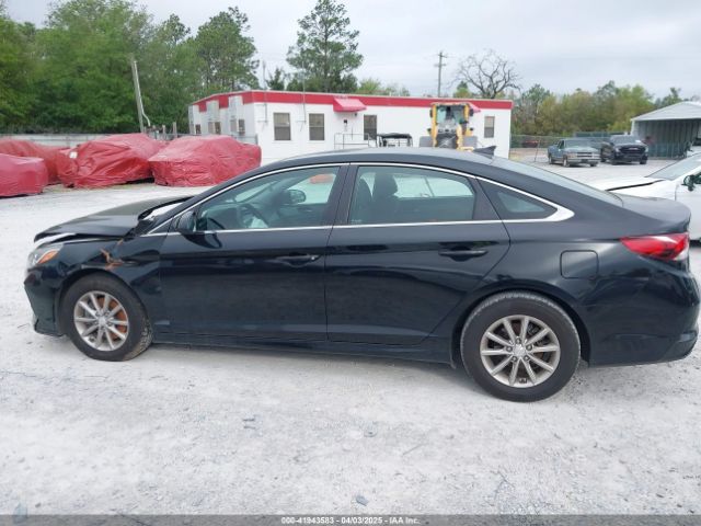 5NPE24AF7KH765951 Hyundai SONATA SE