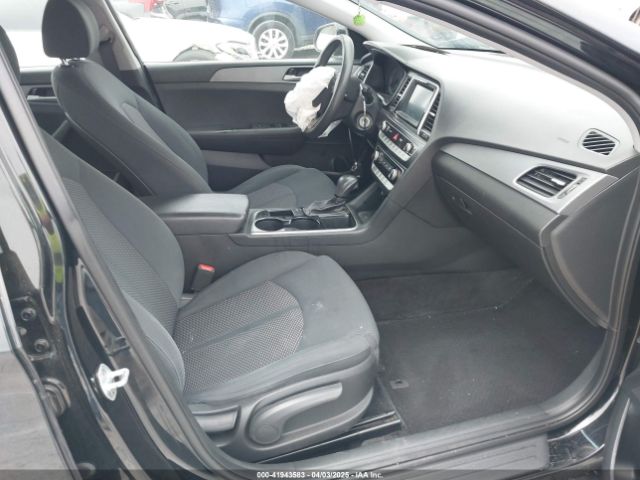 5NPE24AF7KH765951 Hyundai SONATA SE