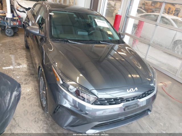 3KPF24AD9RE827562 KIA Forte Lxs