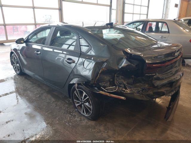 3KPF24AD9RE827562 KIA Forte Lxs
