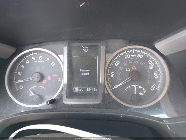 5TFAX5GN7GX055884 Toyota Tacoma Sr5