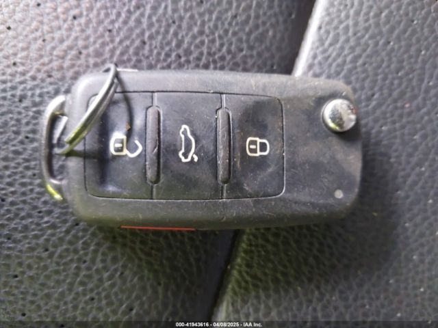 3VWPL7AJ8EM613037 Volkswagen Jetta Sportwagen 2.0l Tdi