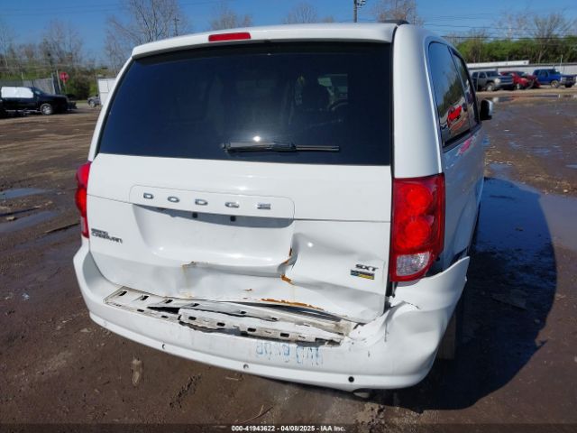 2C4RDGCG2GR390001 Dodge Grand Caravan Sxt