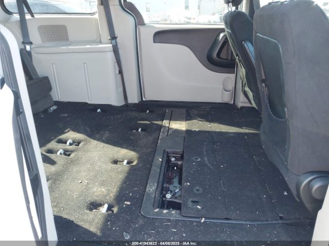 2C4RDGCG2GR390001 Dodge Grand Caravan Sxt