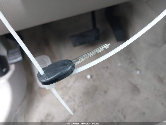 2011 CADILLAC DTS 1G6KD5E6XBU107790 Photo 10