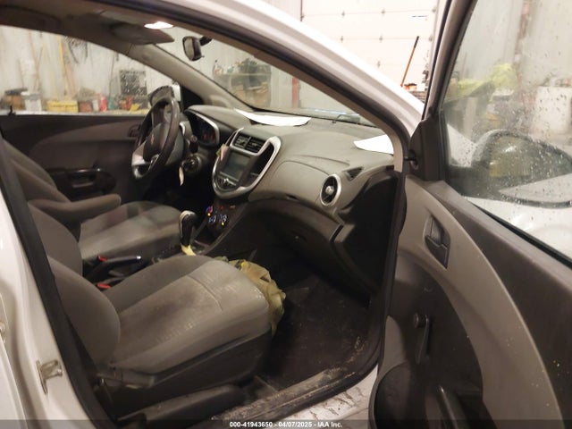 1G1JG6SG6H4151645 Chevrolet Sonic Lt Auto