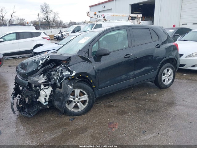 KL7CJKSB8LB330088 Chevrolet Trax Fwd Ls