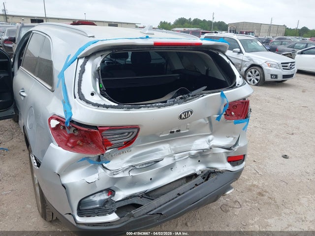 5XYPG4A5XKG447654 KIA Sorento 3.3l Lx
