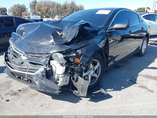 Chevrolet Malibu 1ls 2018 1G1ZB5ST7JF264832 Image 2