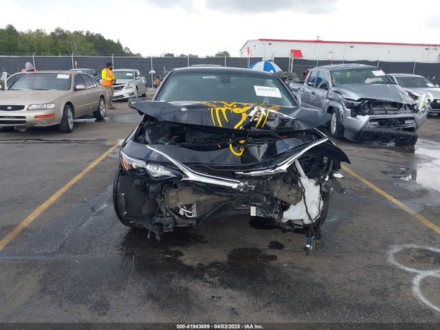 1G1ZG5ST8NF112016 Chevrolet Malibu Fwd Rs