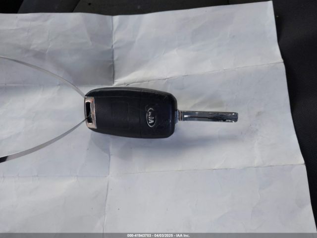 KNDJN2A29G7387537 KIA Soul