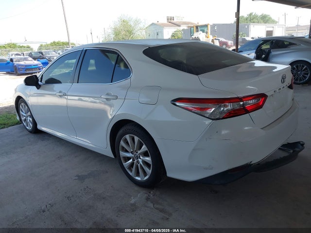 4T1B11HK3JU501181 Toyota CAMRY LE