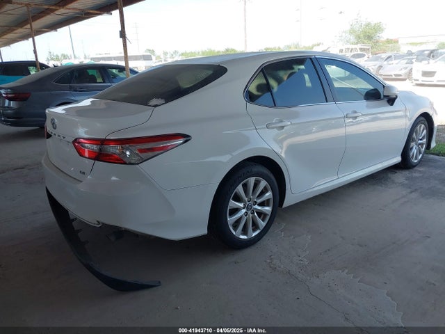 4T1B11HK3JU501181 Toyota CAMRY LE