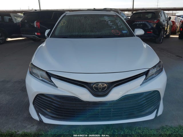 4T1B11HK3JU501181 Toyota CAMRY LE