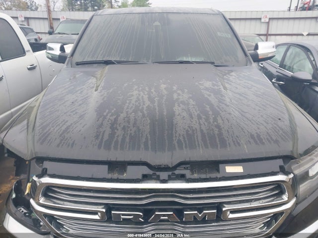 1C6RREJM9NN260782 RAM 1500 Laramie  4x2 5'7 Box