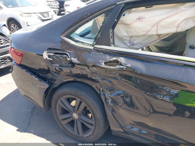 3VW7M7BU9NM025976 Volkswagen Jetta 1.5t Se