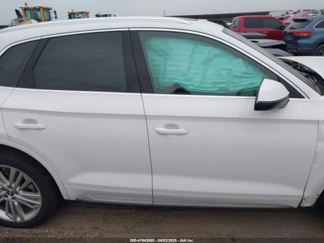 WA1BNAFY8J2041134 Audi Q5 2.0t Premium